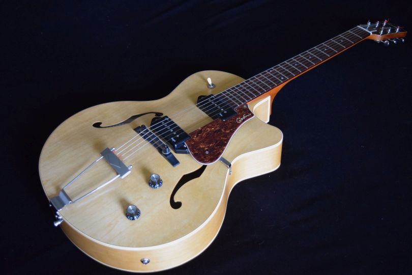 Godin 5th Avenue Kingpin II-kingpinfulllengthreduced-jpg