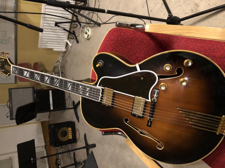 1978 Gibson Super V CES-da44179a-8a6f-41d9-b4ad-9a3b8854dc5a-jpg